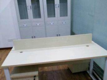 成都辦公家具廠家直銷與專業訂制服務